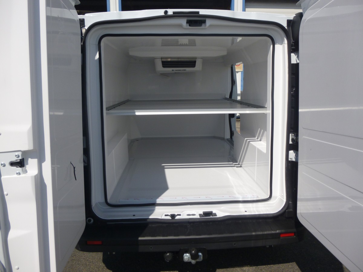Camionnette Utilitaire Renault Trafic L2H1 — 5 m³